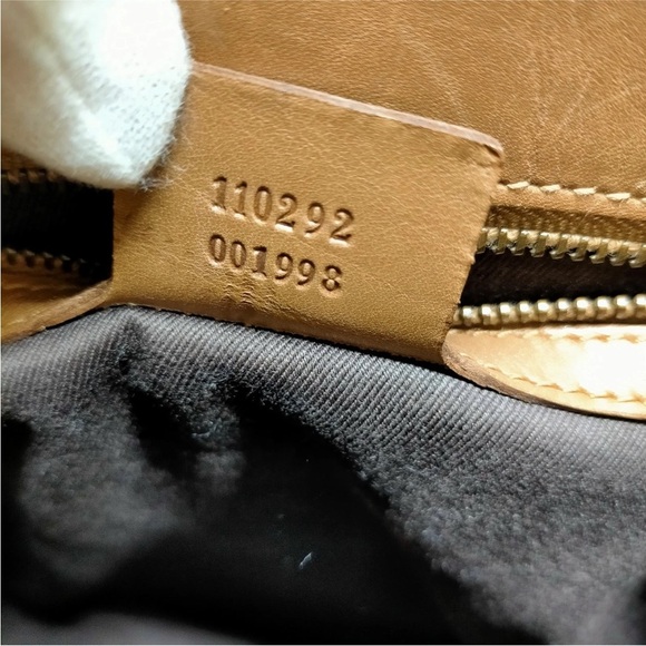 Gucci Canvas Shoulder Bag - Picture 6 of 13